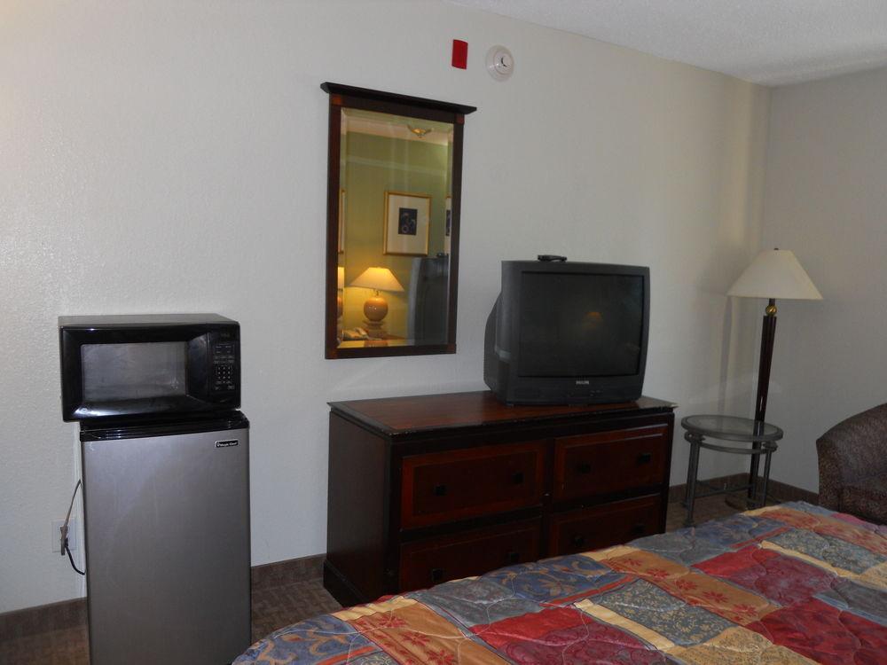 Airport Inn - チャタヌーガ エクステリア 写真